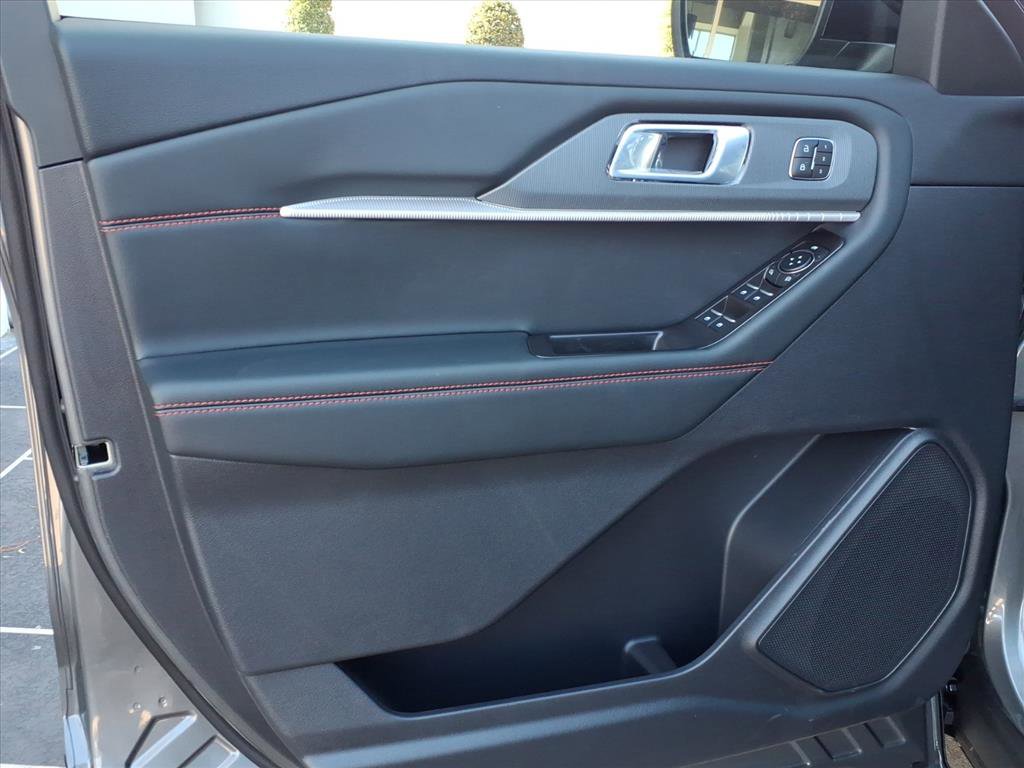 New 2026 Ford Explorer ST-Line w/ ST-Line Street Pack image 20