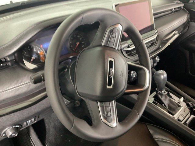 Used 2023 Jeep Compass Latitude AWD/4WD image 22