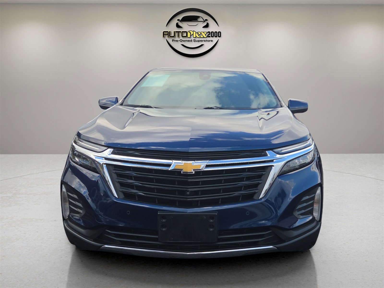 Used 2022 Chevrolet Equinox LT image 2