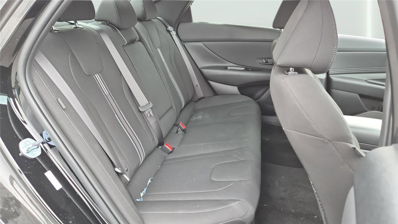 Used 2026 Hyundai Elantra SEL Sport Premium FWD image 15