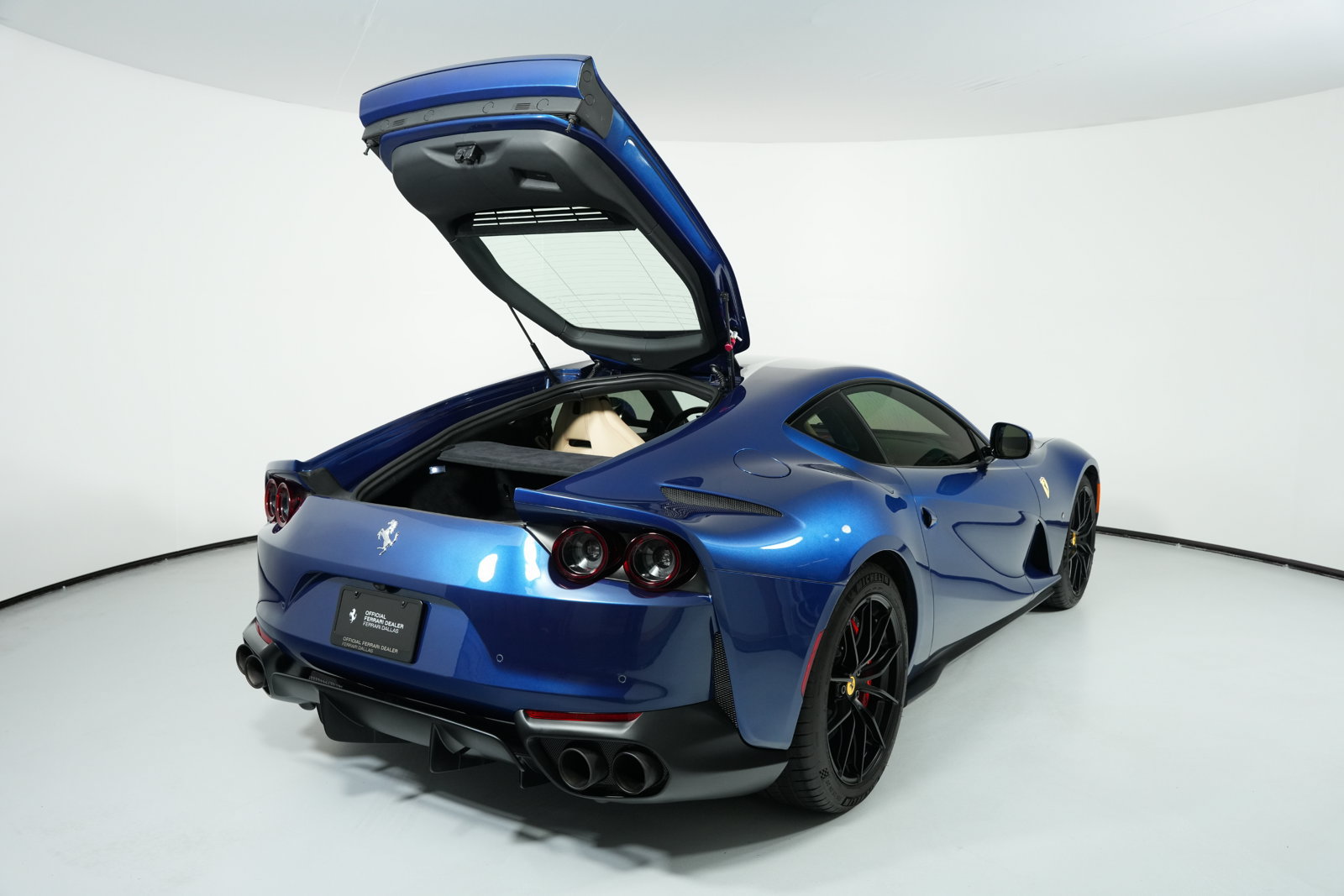 Certified 2019 Ferrari 812 Superfast RWD image 11