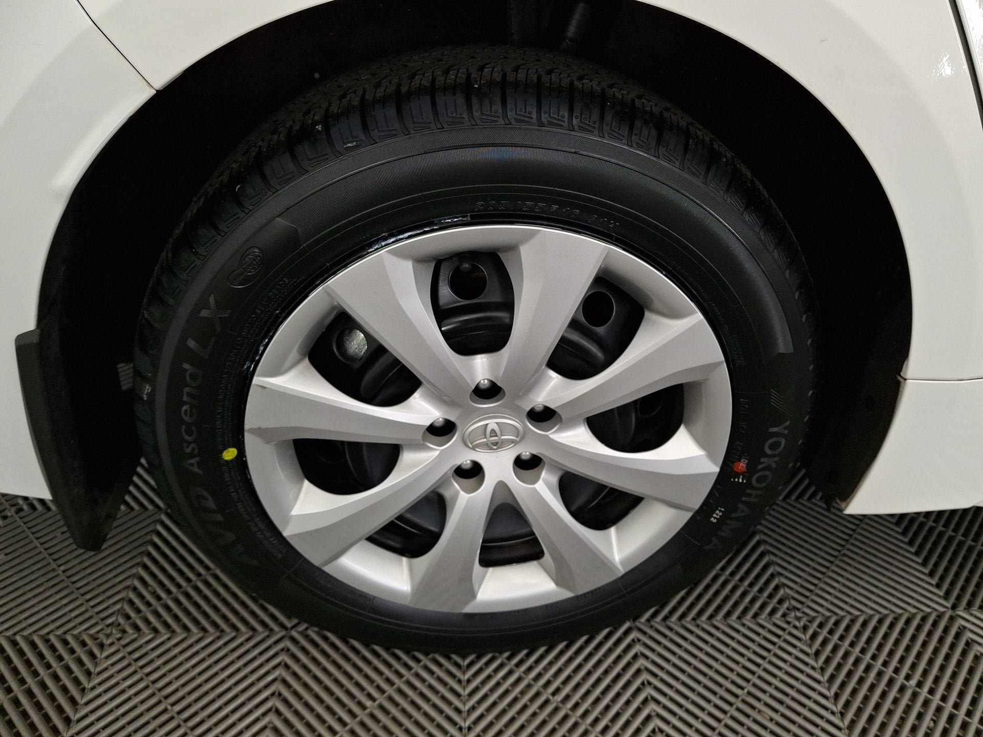 Certified 2025 Toyota Corolla LE FWD image 26