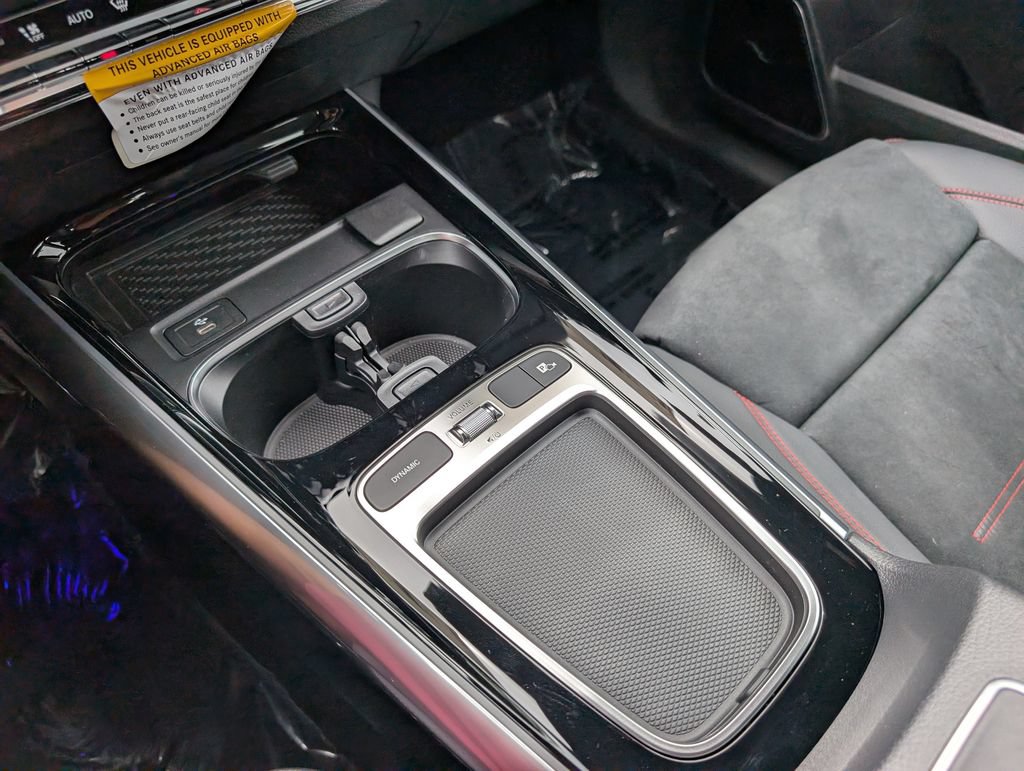 New 2026 Mercedes-Benz GLA 35 AMG 4MATIC image 18