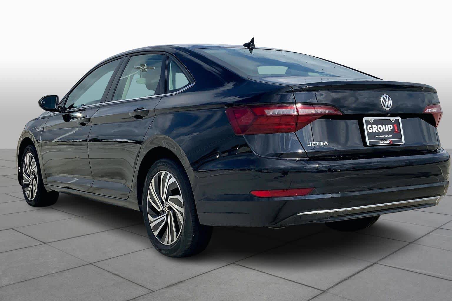 Used 2021 Volkswagen Jetta SEL FWD image 12