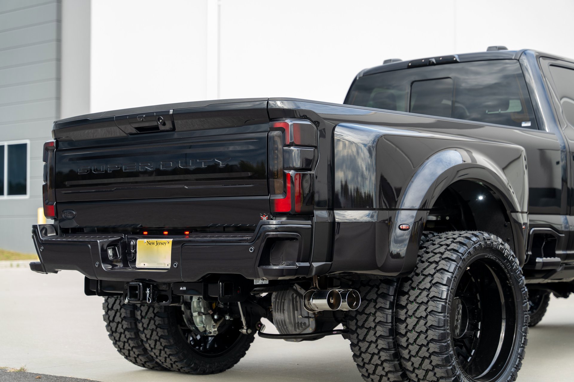 Used 2025 Ford F450 Platinum image 15