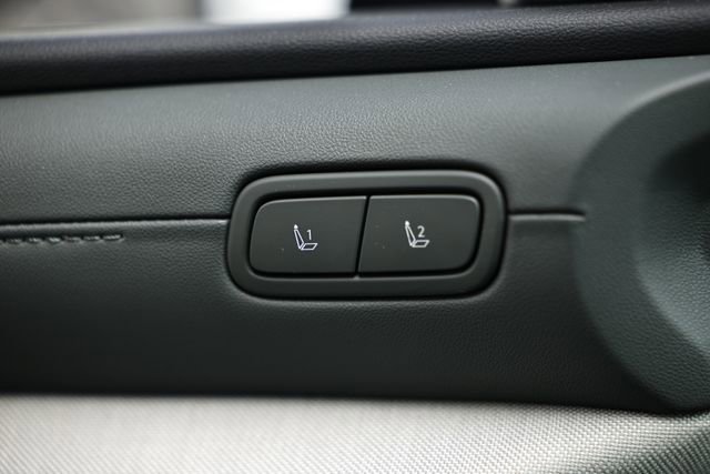 Used 2025 Hyundai Tucson Limited AWD/4WD image 15