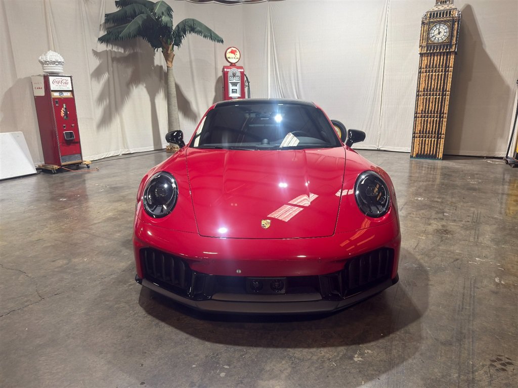 Used 2026 Porsche 911 GTS image 6