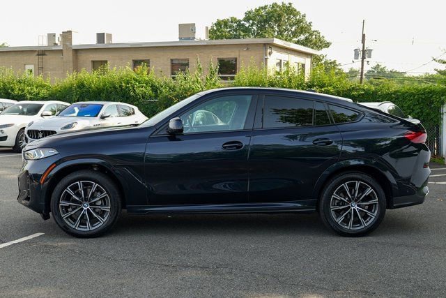 Used 2024 BMW X6 xDrive40i w/ Premium Package image 4