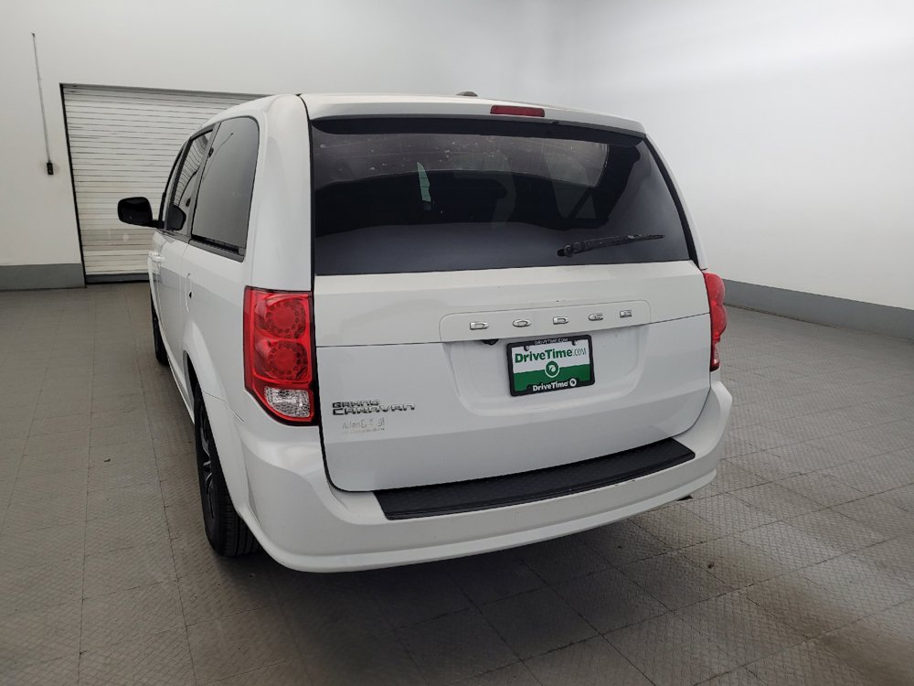 Used 2018 Dodge Grand Caravan SE FWD image 6