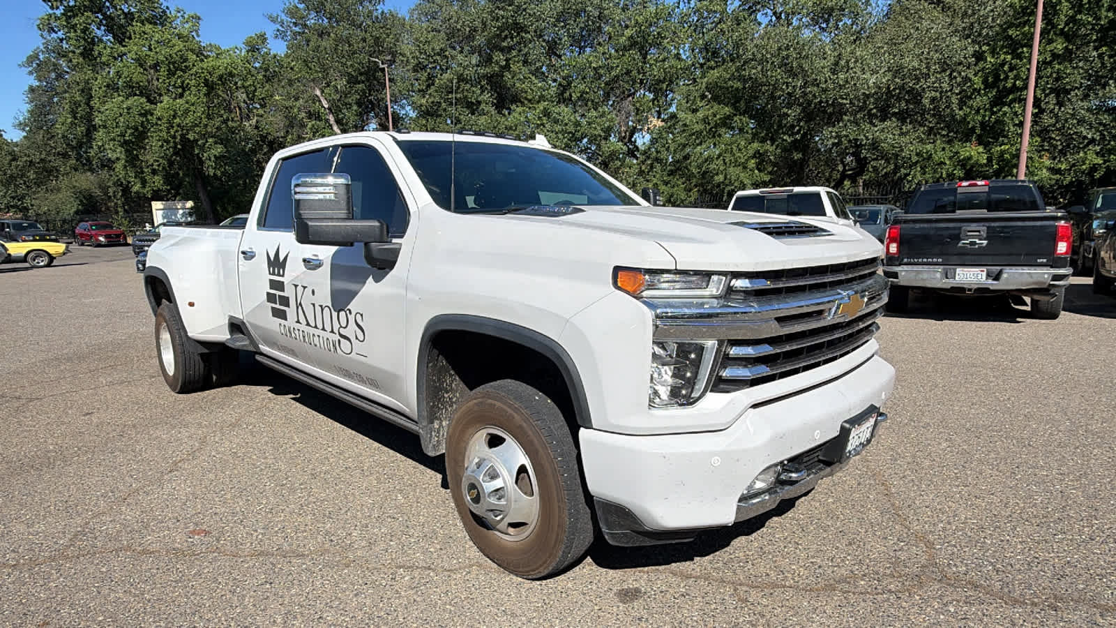 Used 2022 Chevrolet Silverado 3500 High Country w/ Safety Package II AWD/4WD image 3