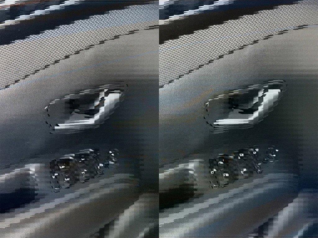 Used 2024 Hyundai Santa Cruz SEL image 11