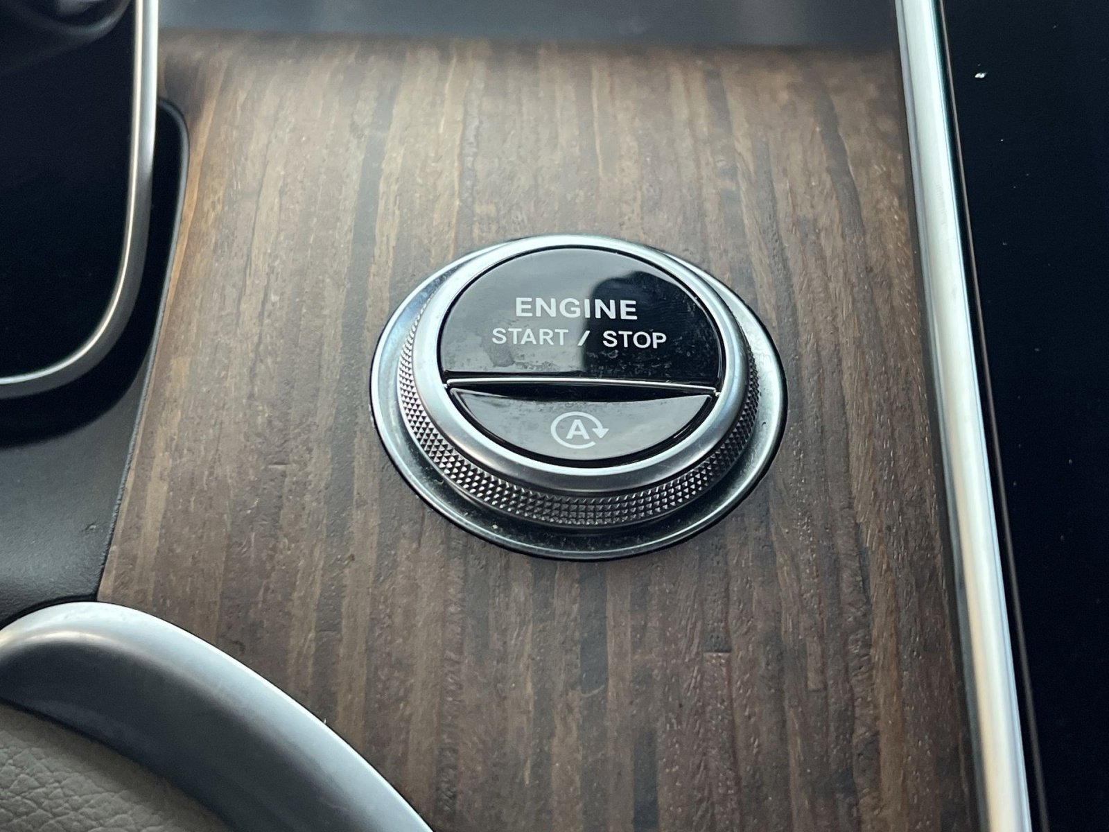 Certified 2024 Mercedes-Benz GLC 300 4MATIC image 31