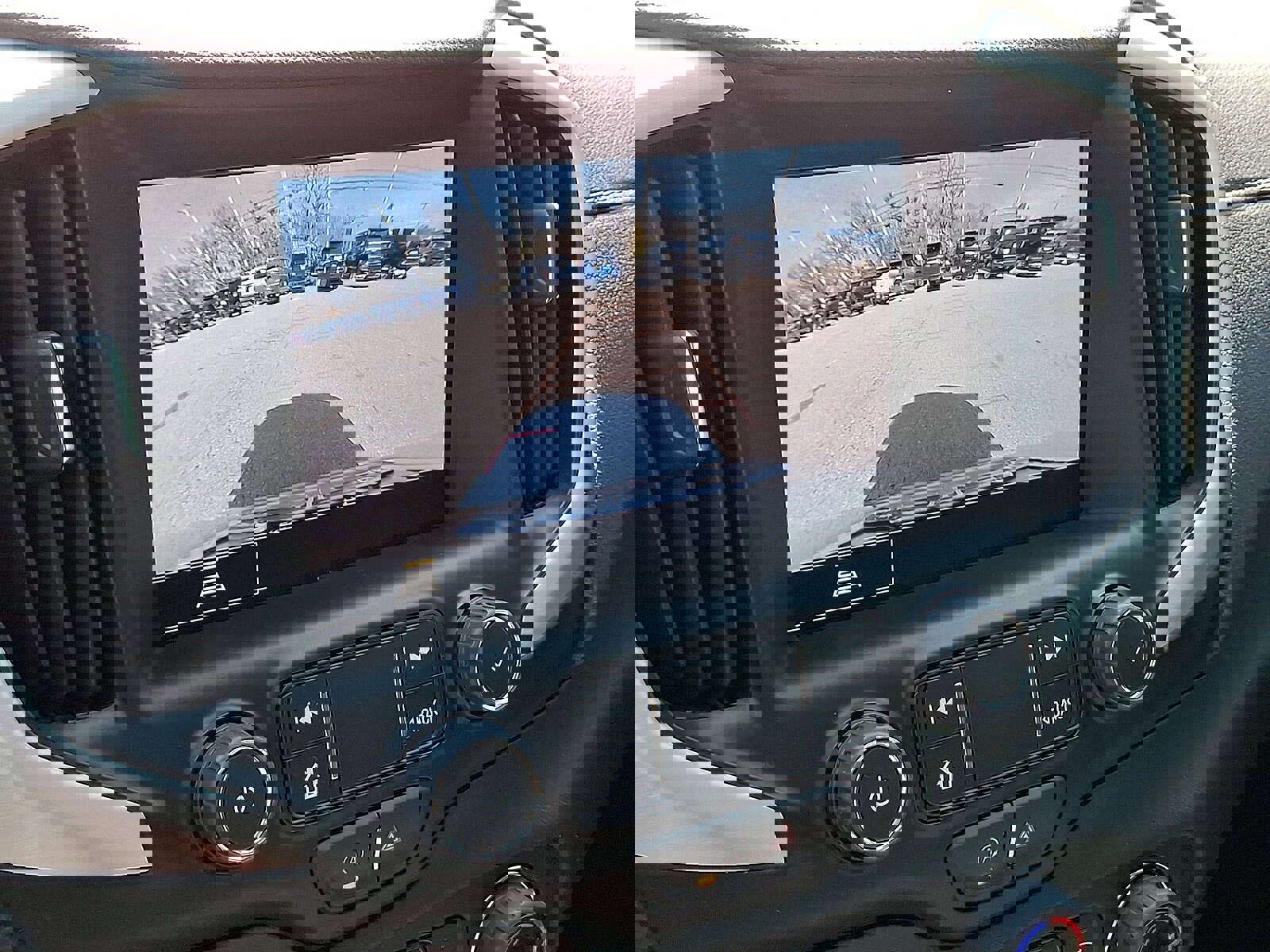 Certified 2023 GMC Terrain SLT w/ Infotainment Package II AWD/4WD image 15