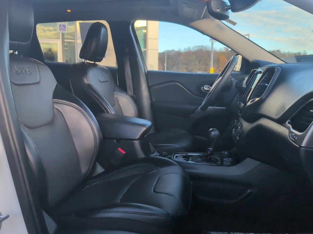 Used 2022 Jeep Cherokee Limited image 12