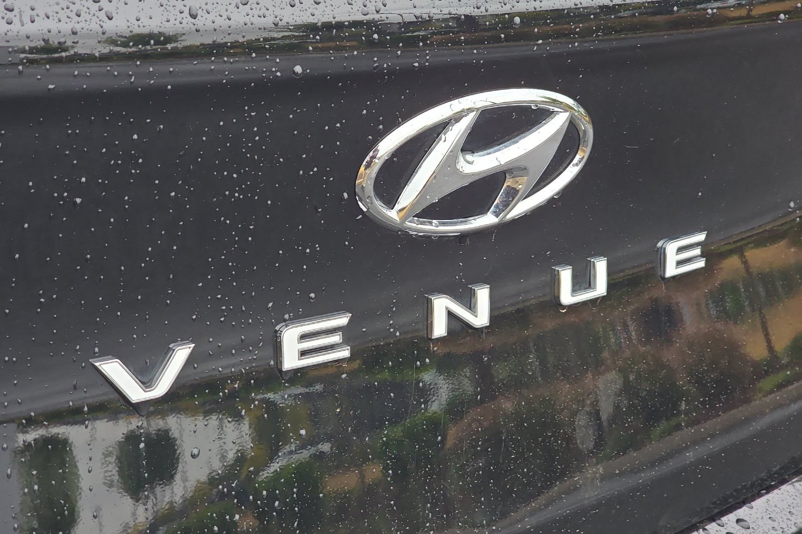 Used 2026 Hyundai Venue SEL FWD image 30