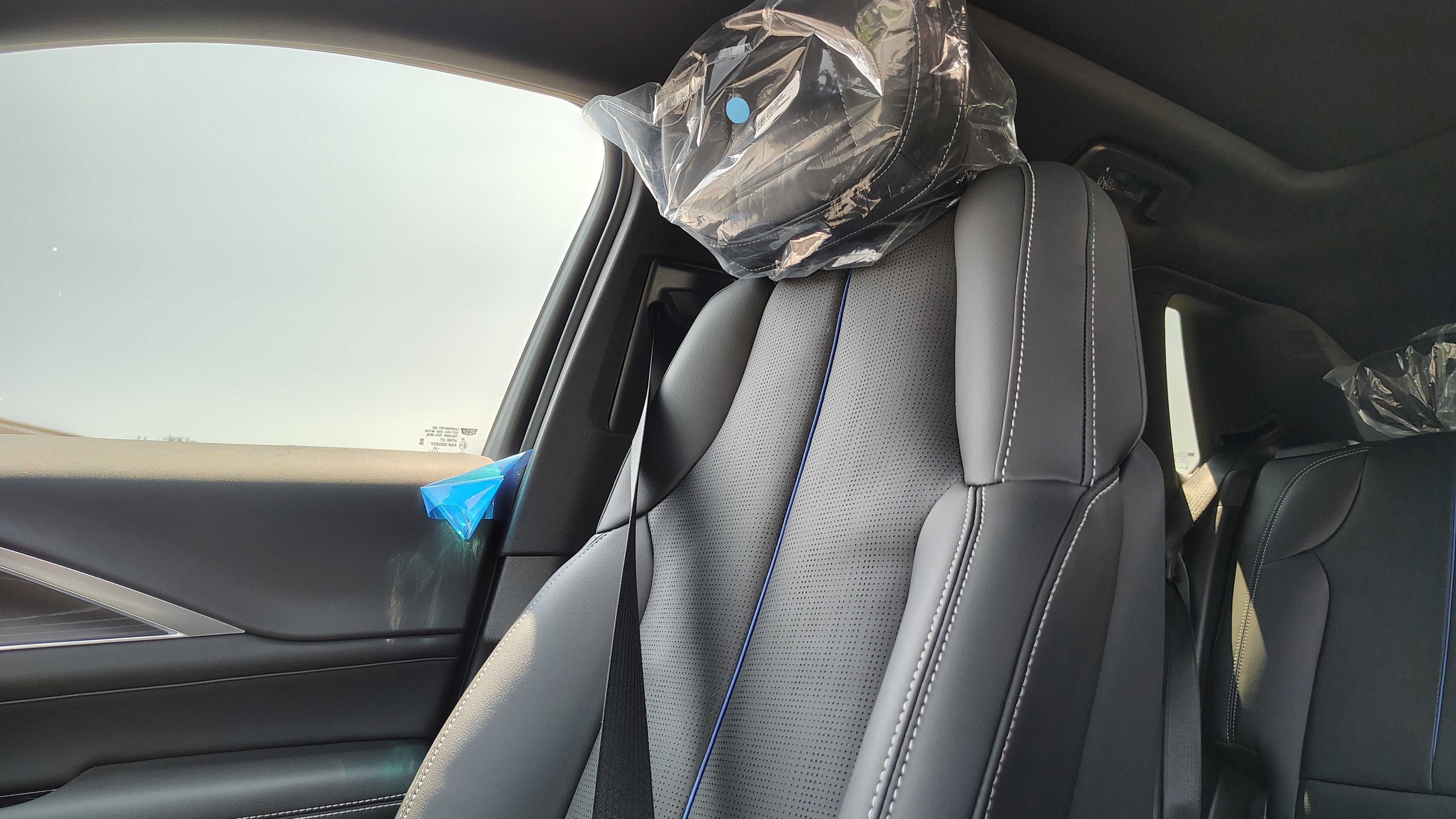 New 2025 Cadillac Lyriq Sport image 29