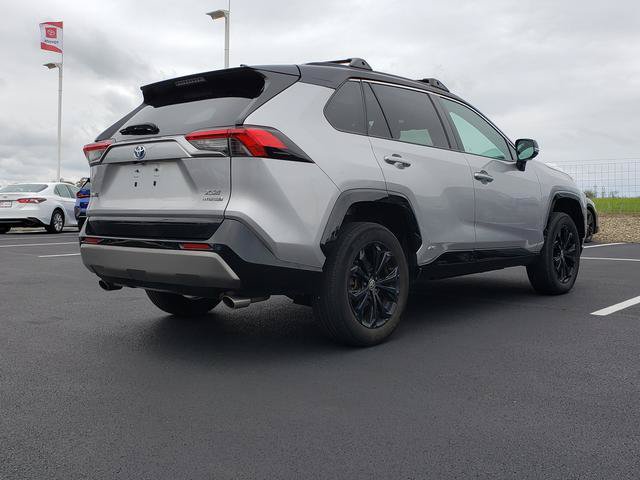 Used 2023 Toyota RAV4 XSE AWD/4WD image 5