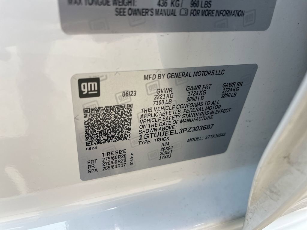 Used 2023 GMC Sierra 1500 AT4 w/ AT4 Premium Package image 39