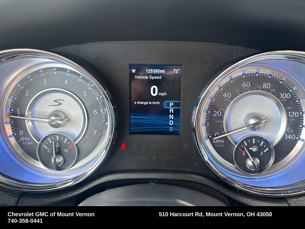 Used 2014 Chrysler 300 S AWD/4WD image 18