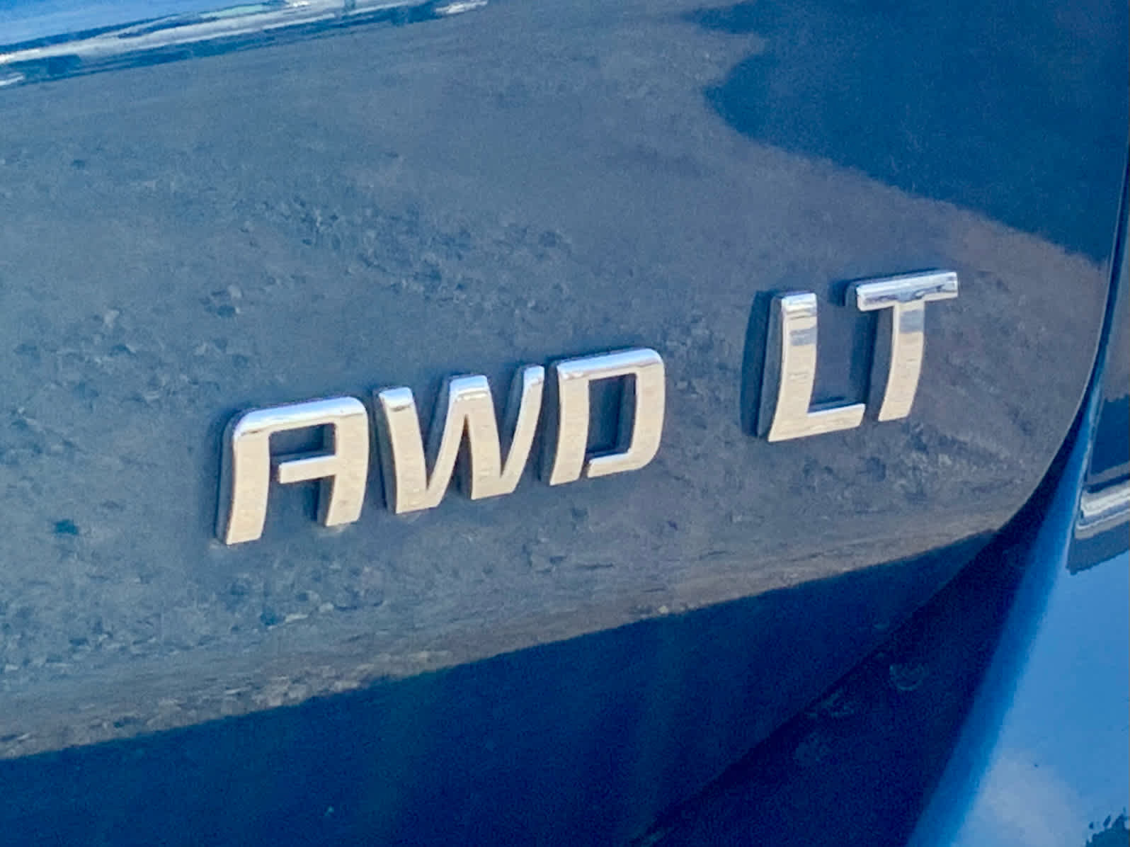 Used 2020 Chevrolet Equinox LT image 18