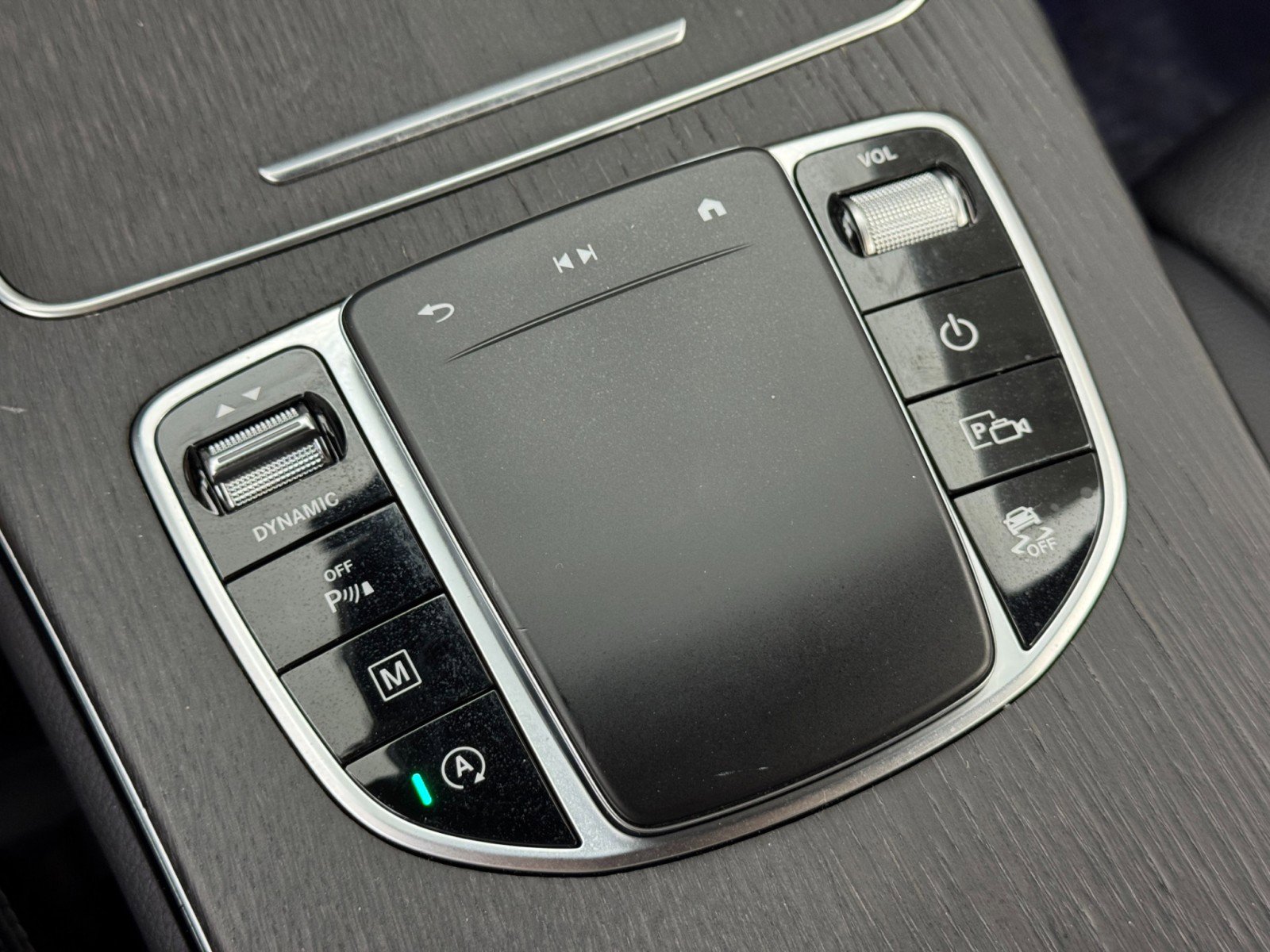 Used 2022 Mercedes-Benz GLC 300 4MATIC w/ AMG Line image 29