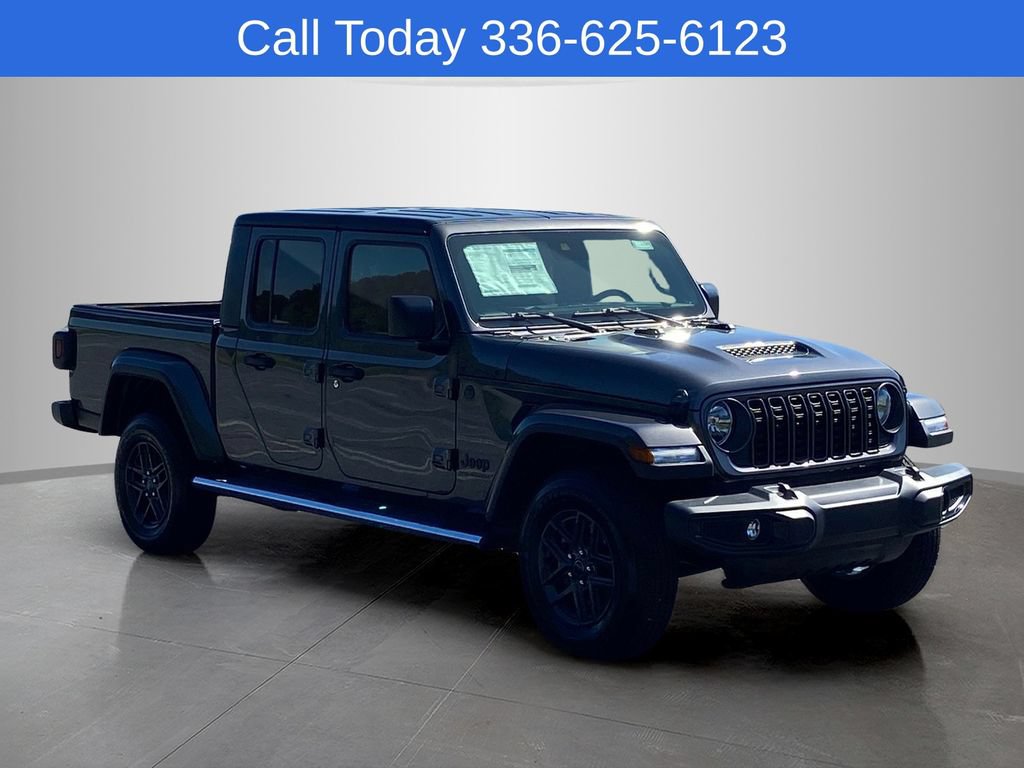New 2025 Jeep Gladiator Sport AWD/4WD image 5