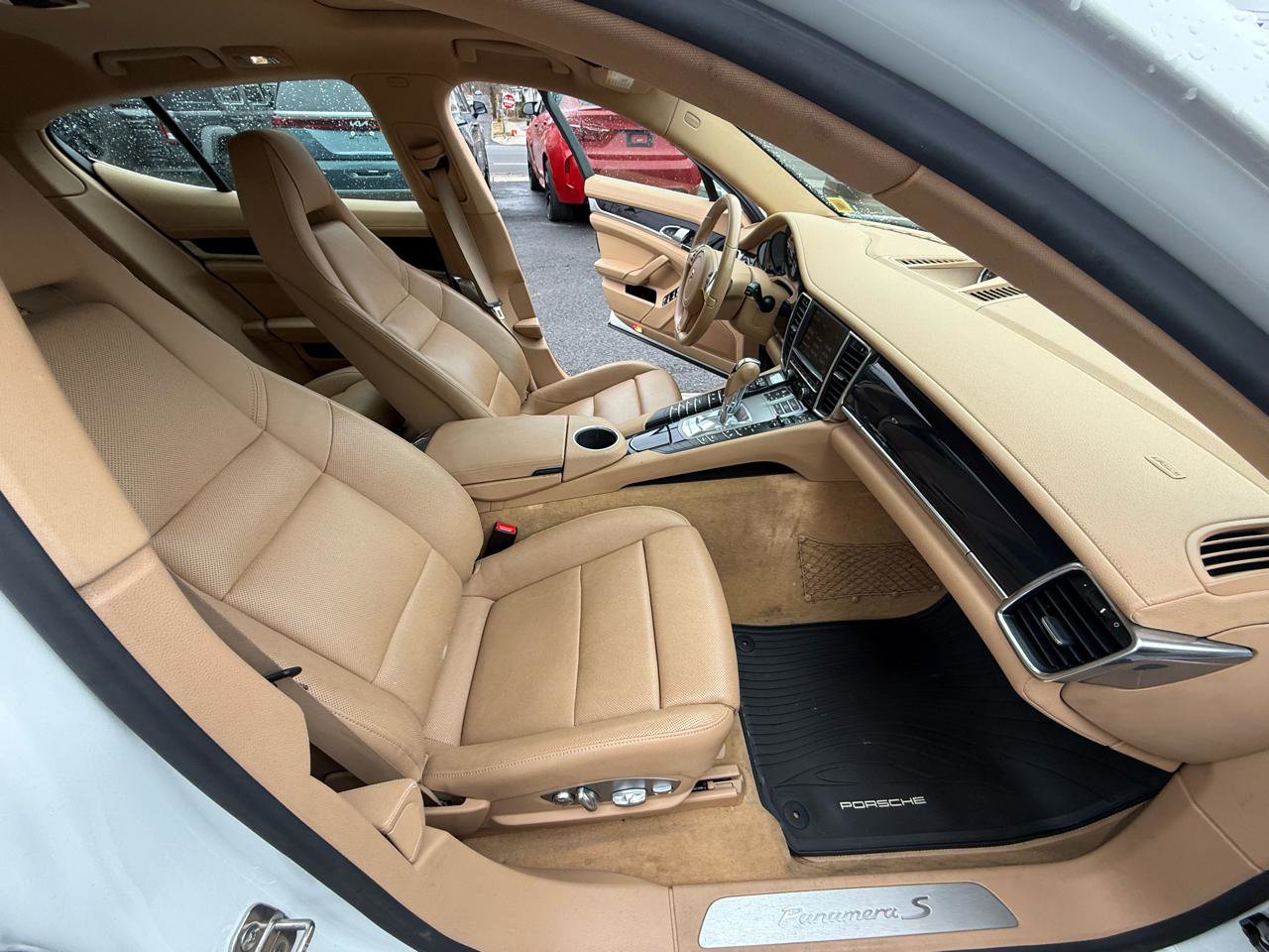 Used 2014 Porsche Panamera S image 25