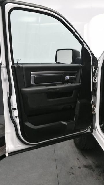Used 2022 RAM 1500 Classic Warlock w/ Electronics Group AWD/4WD image 17