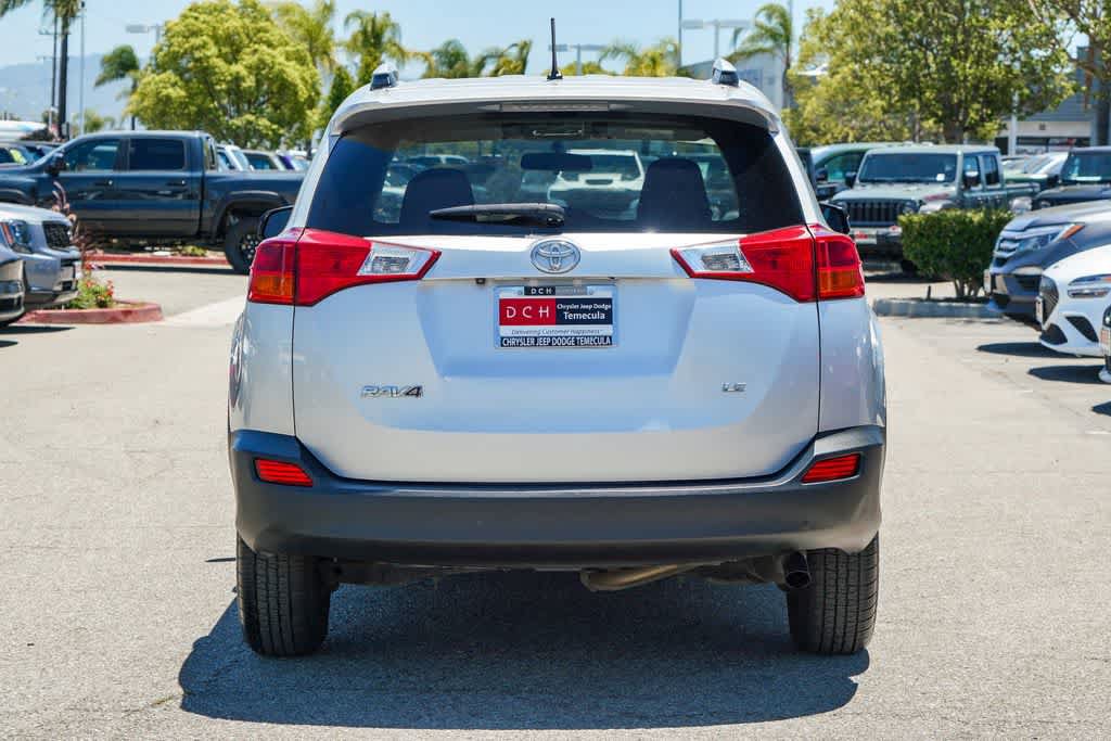 Used 2014 Toyota RAV4 LE FWD image 5