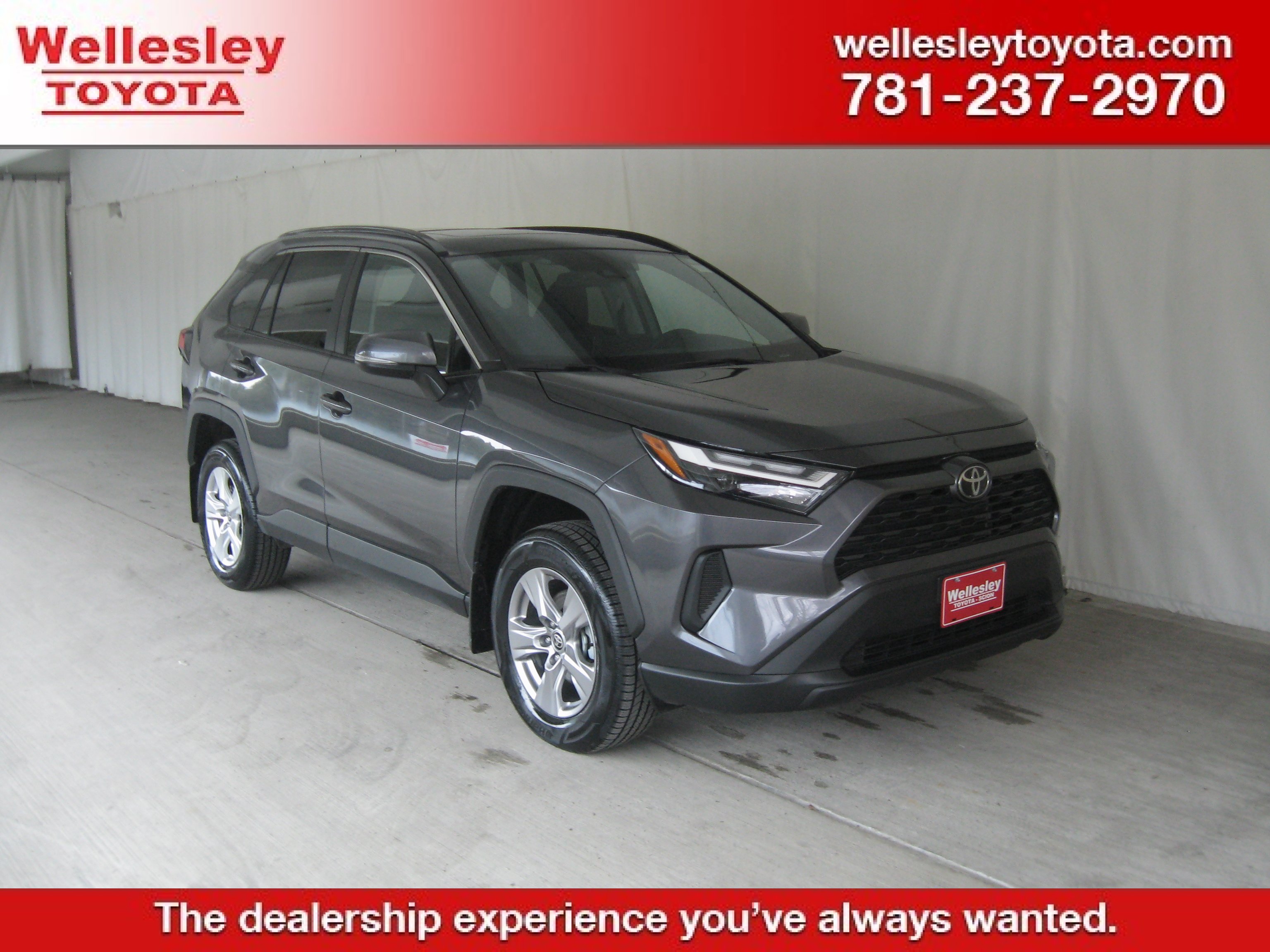 Used 2025 Toyota RAV4 XLE w/ Convenience Package AWD/4WD image 1
