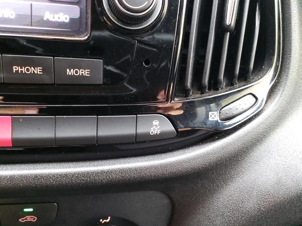 Used 2018 RAM ProMaster City Tradesman image 17