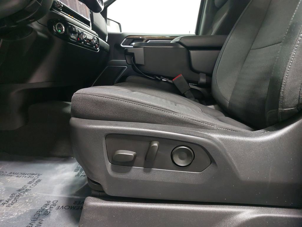 Used 2022 GMC Sierra 1500 Elevation image 29