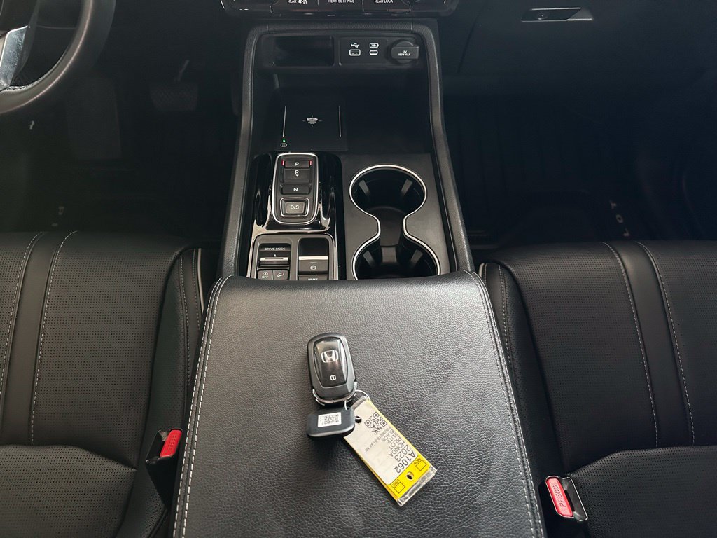 Used 2023 Honda Pilot Elite image 24