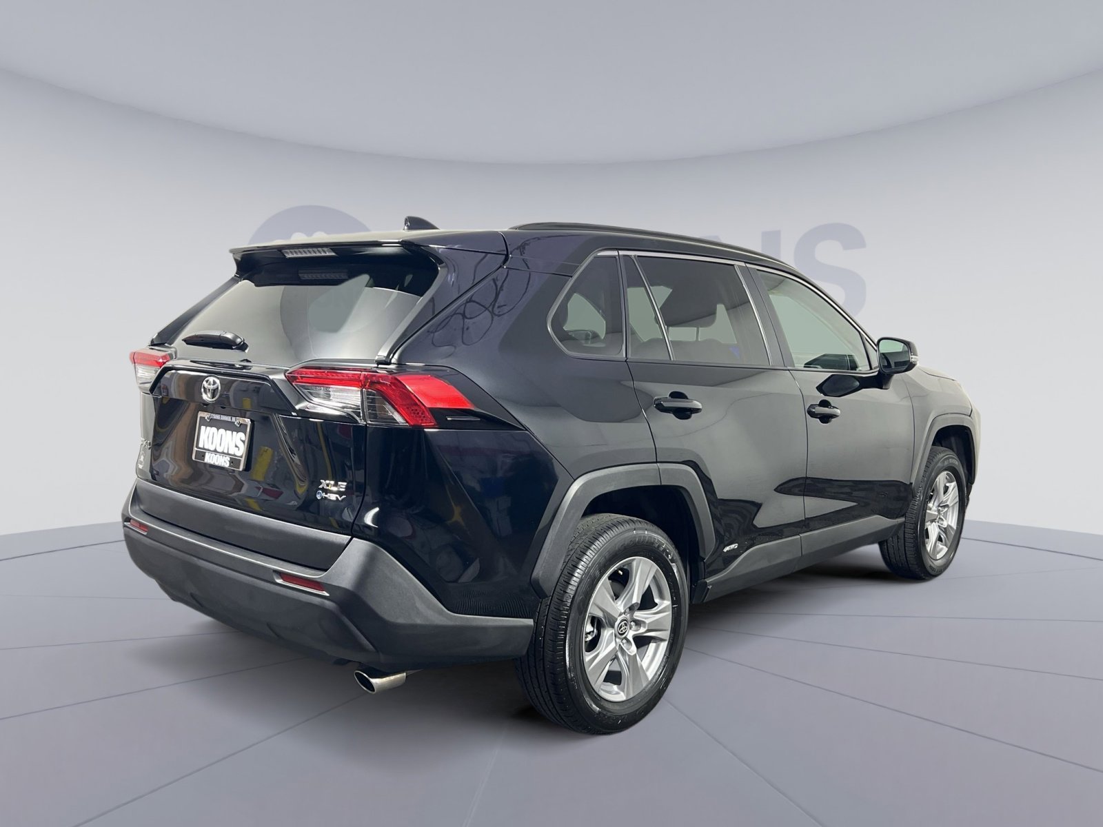 Used 2025 Toyota RAV4 XLE image 7