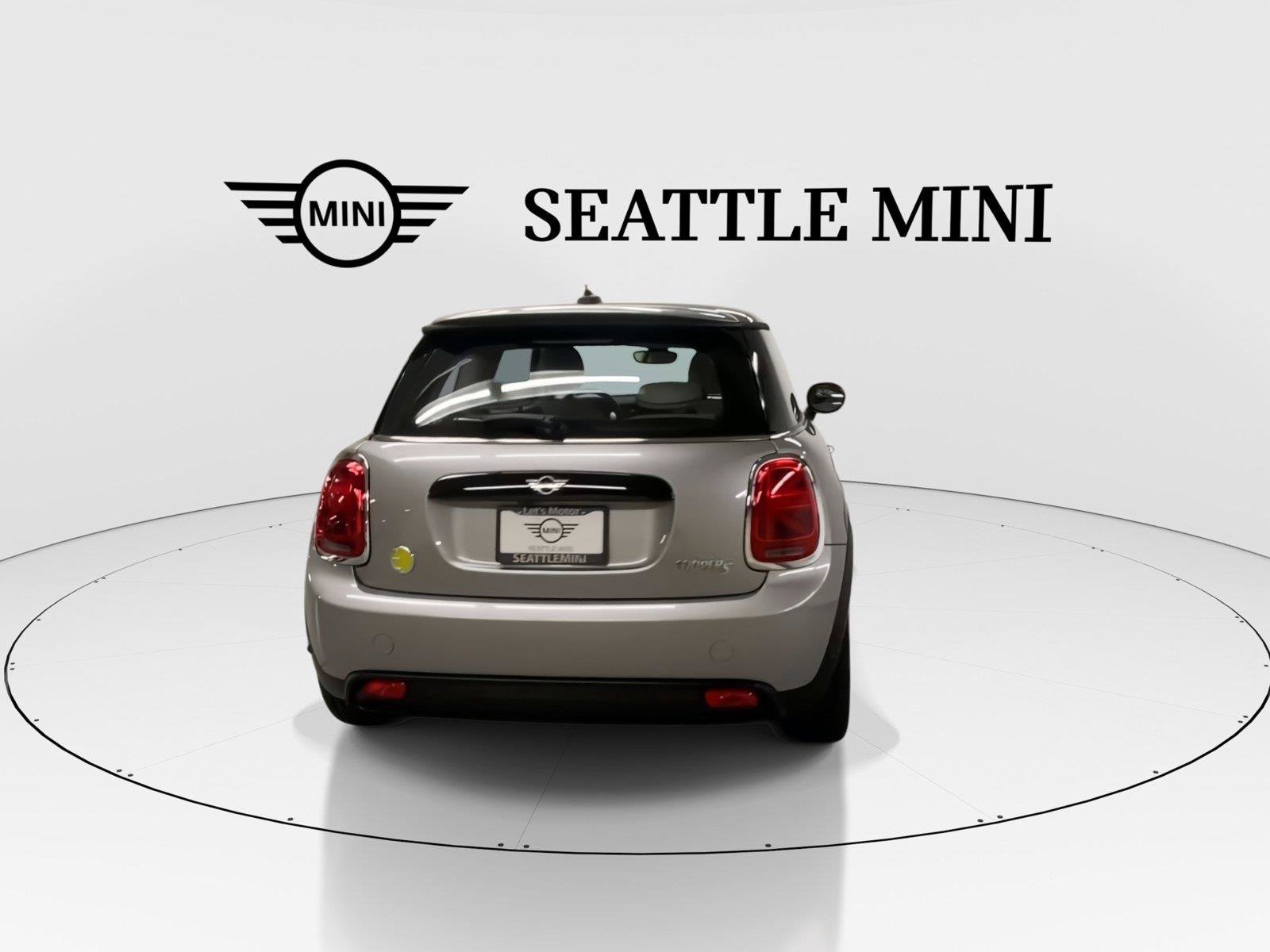 Used 2024 MINI Cooper SE w/ Signature Upholstery Package FWD image 10