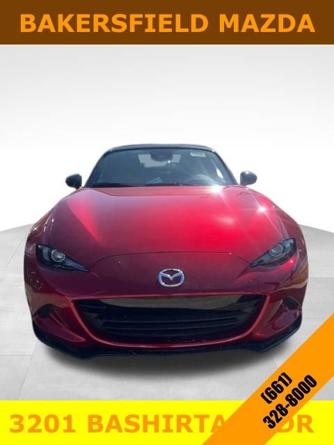 New 2025 MAZDA MX-5 Miata Club w/ Interior Package