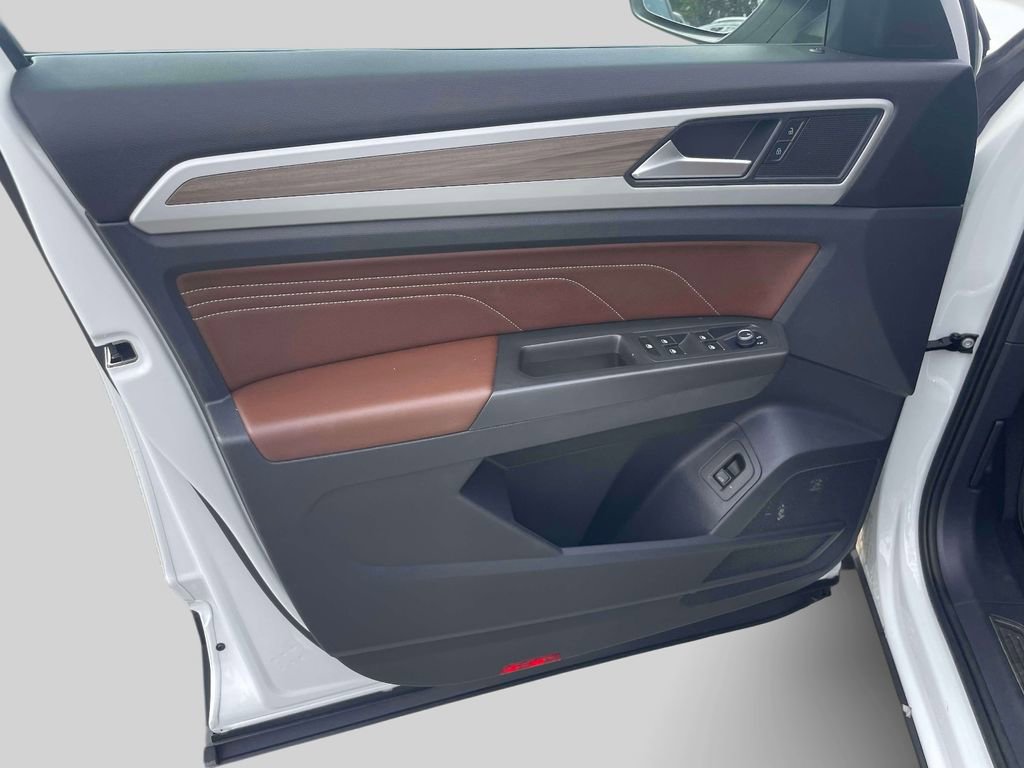 Used 2022 Volkswagen Atlas SEL image 17