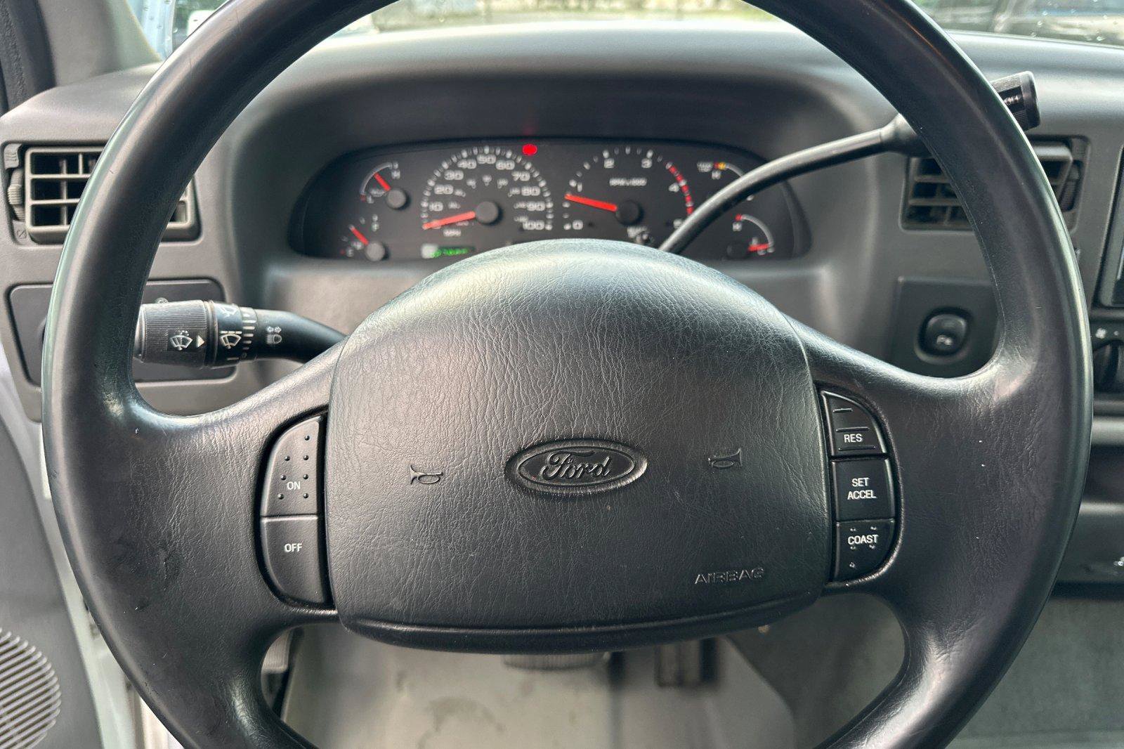 Used 2002 Ford F350 XL image 26