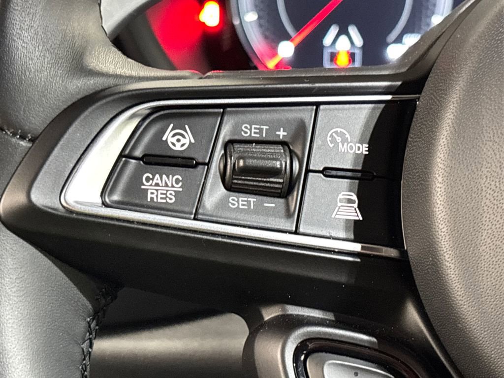 Used 2024 Dodge Hornet R/T Plus w/ Tech Pack Plus w/o Parking image 34