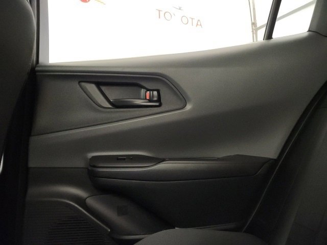 Used 2026 Toyota Prius LE image 36