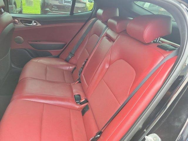 Used 2018 Kia Stinger GT1 image 10