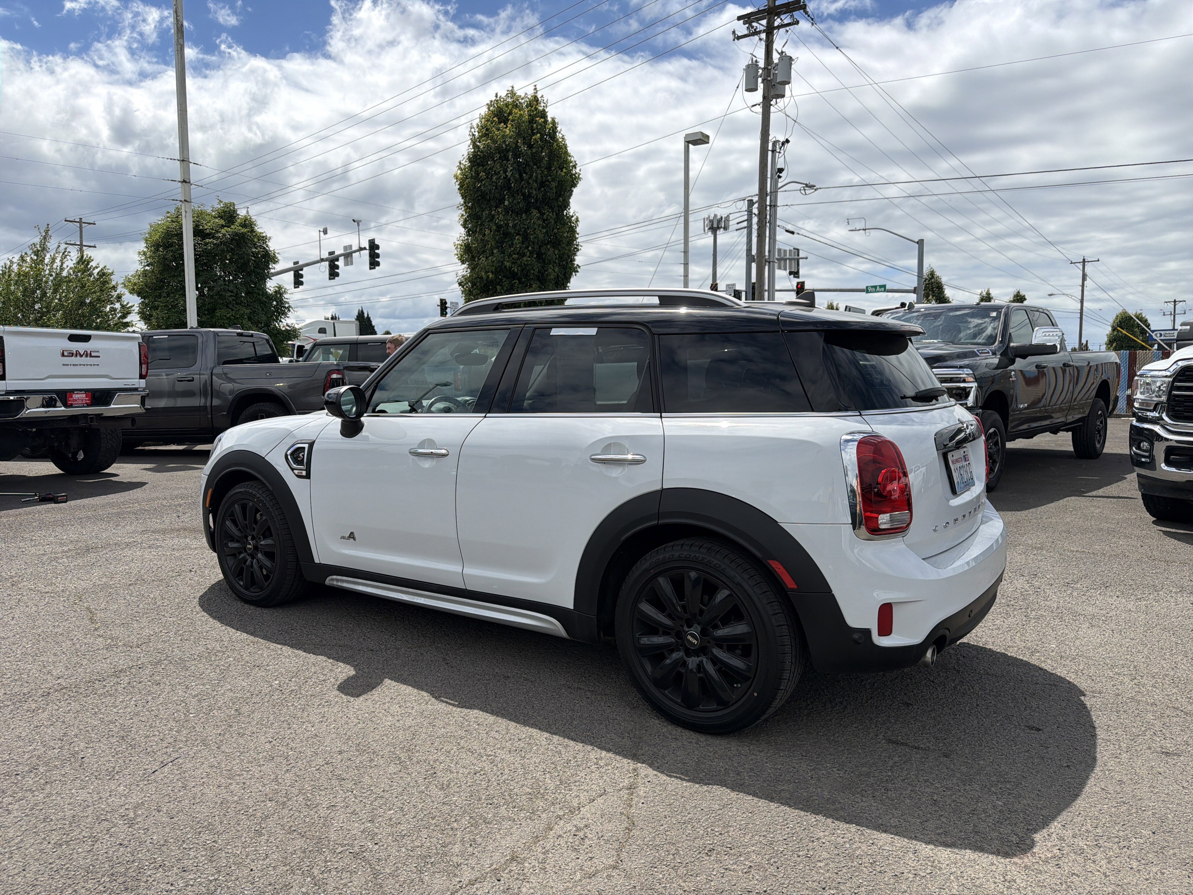 Used 2020 MINI Cooper Countryman S w/ Storage Package AWD/4WD image 3