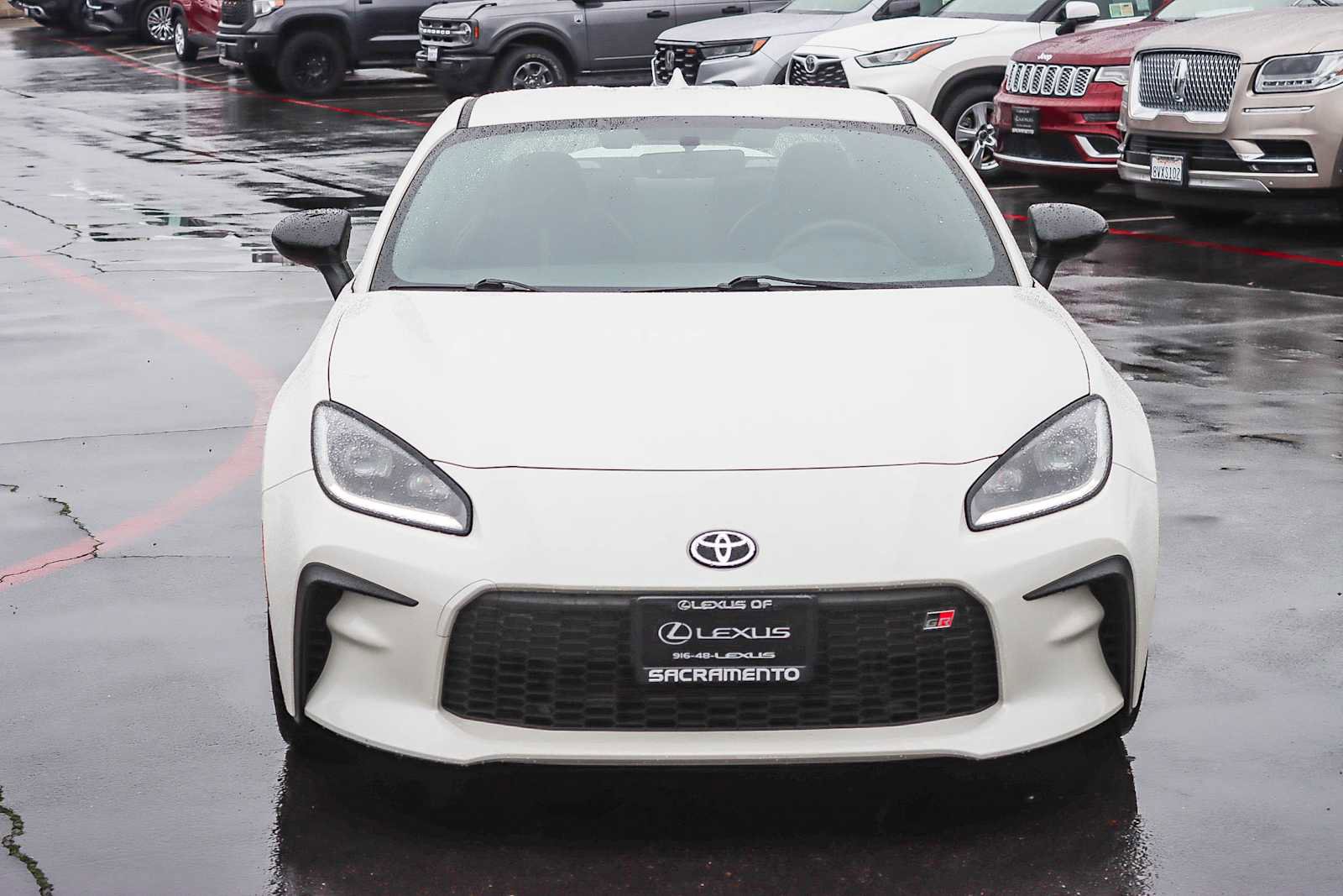 Used 2024 Toyota GR86 Premium image 6