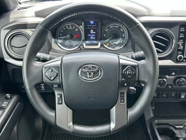 Used 2023 Toyota Tacoma TRD Off-Road w/ Technology Package AWD/4WD image 15