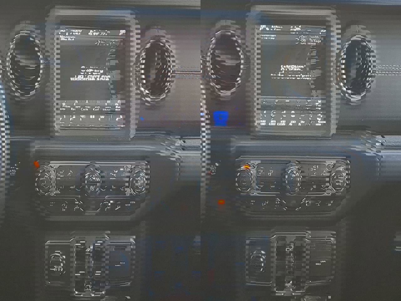 Used 2020 Jeep Wrangler Unlimited Sahara w/ Uconnect 4C Nav & Sound Group image 17