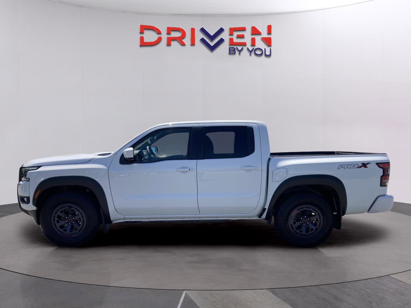 New 2026 Nissan Frontier Pro-X w/ Pro-X Convenience Package image 2