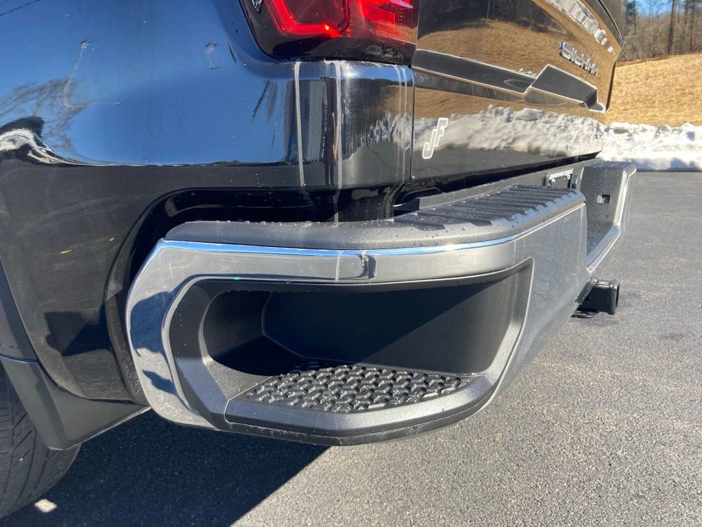 Used 2024 GMC Sierra 1500 SLT image 49