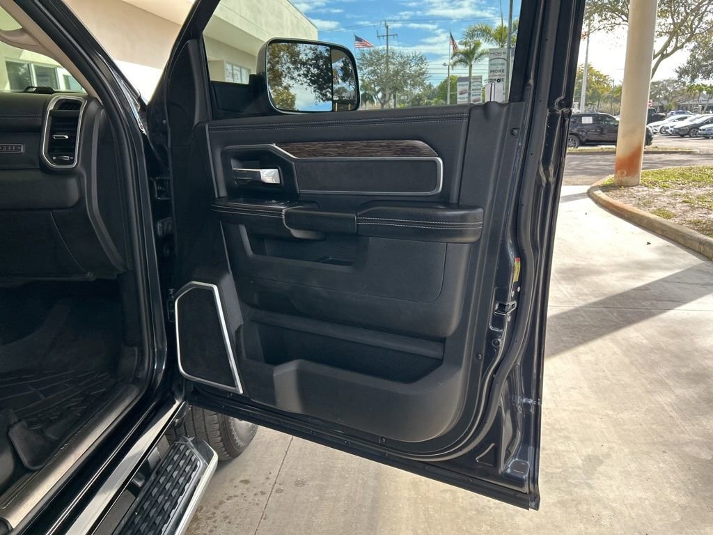 Used 2020 RAM 2500 Laramie image 30