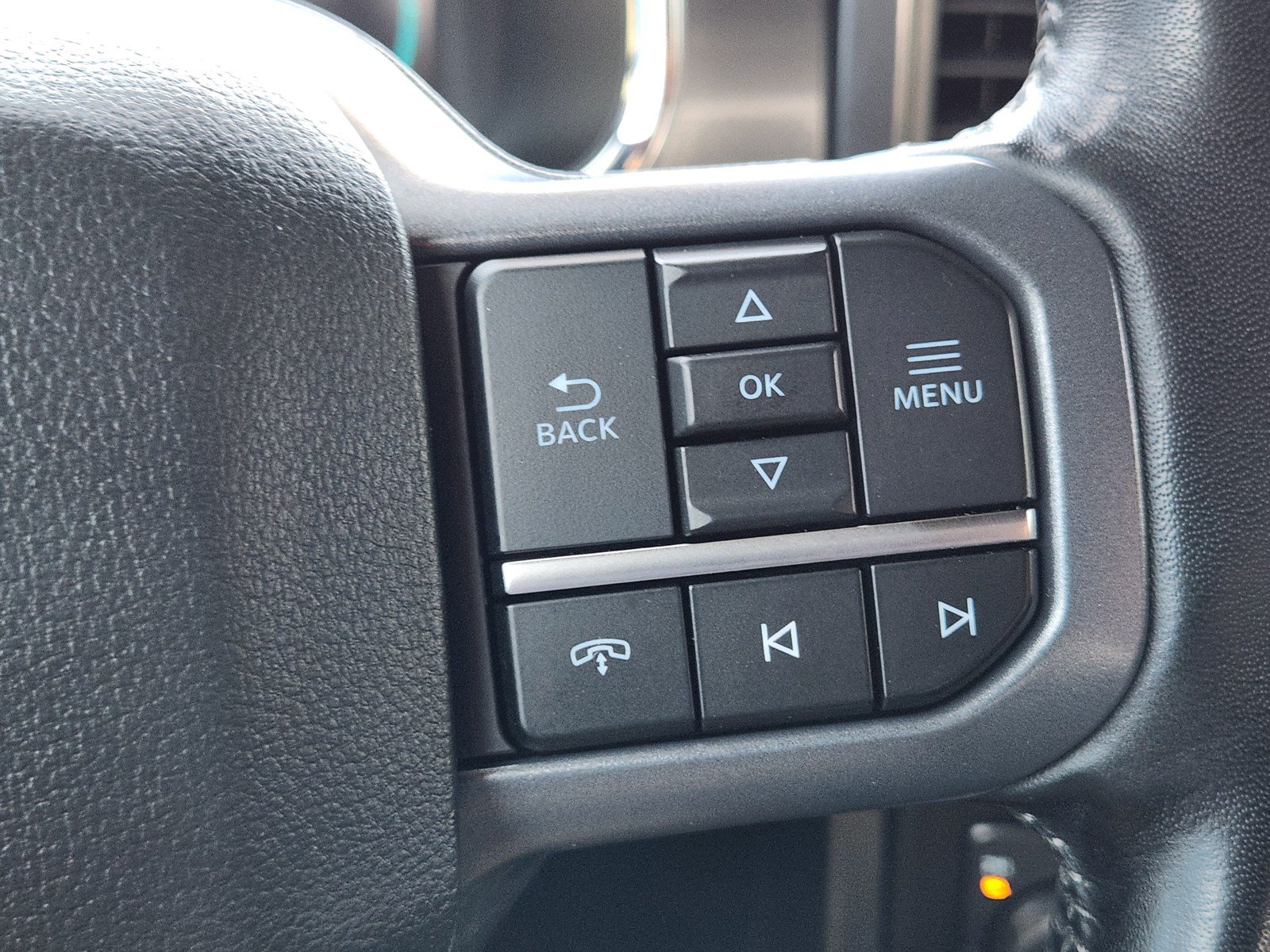 Used 2023 Ford F150 Lariat AWD/4WD image 24