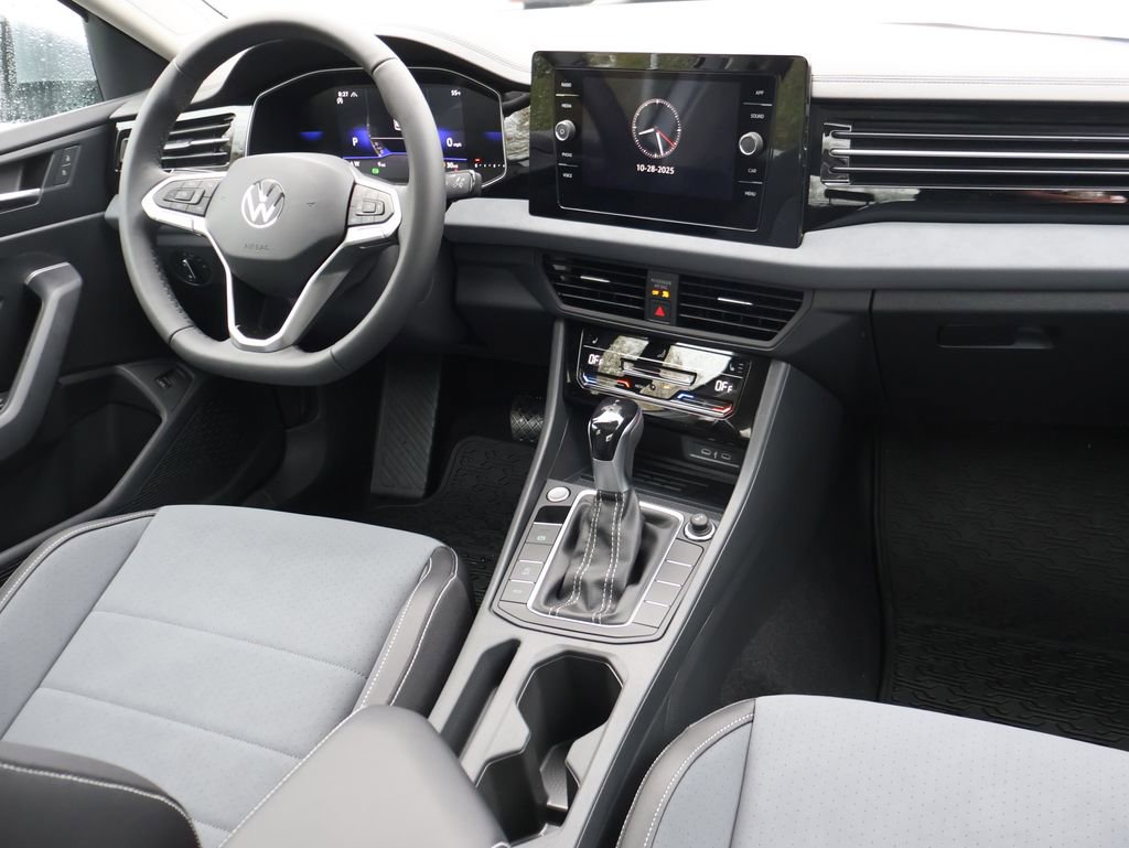 New 2026 Volkswagen Jetta SE image 16